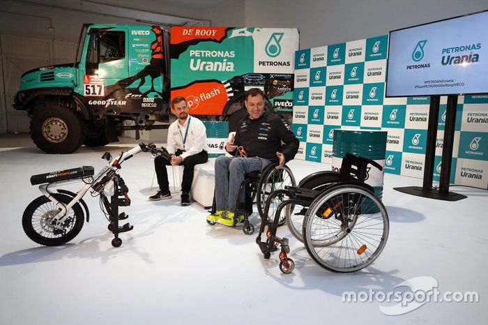 #517 Team De Rooy Iveco: Albert Llovera