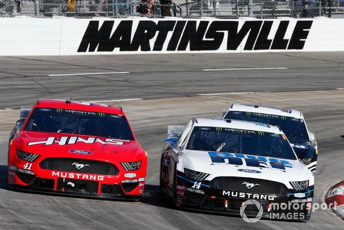 Clint Bowyer, Stewart-Haas Racing, Ford Mustang BlueDEF, Daniel Suarez, Stewart-Haas Racing, Ford Mustang Haas Automation