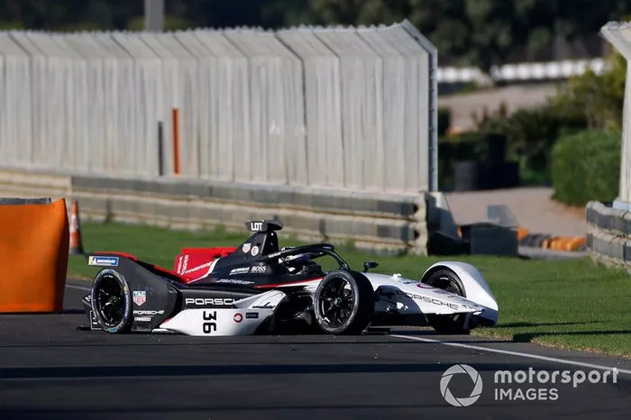 Andre Lotterer, Porsche, Porsche 99x Electric stops on the track