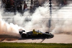 Colton Herta, Andretti Global con Curb-Agajanian Honda, Burnout