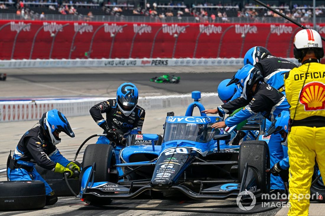 Ed Carpenter, parada en boxes del Chevrolet de Ed Carpenter Racing