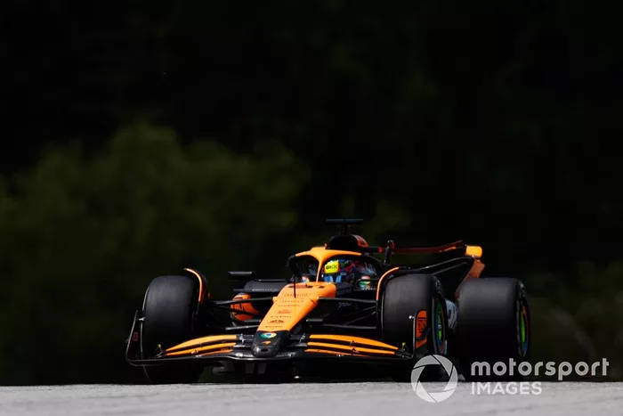 Oscar Piastri, McLaren MCL38