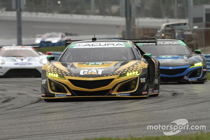 #57 Meyer Shank Racing Curb-Agajanian Acura NSX GT3, GTD: Jackie Heinricher, Katherine Legge, Ana Beatriz, Simona De Silvestro, Christina Nielsen