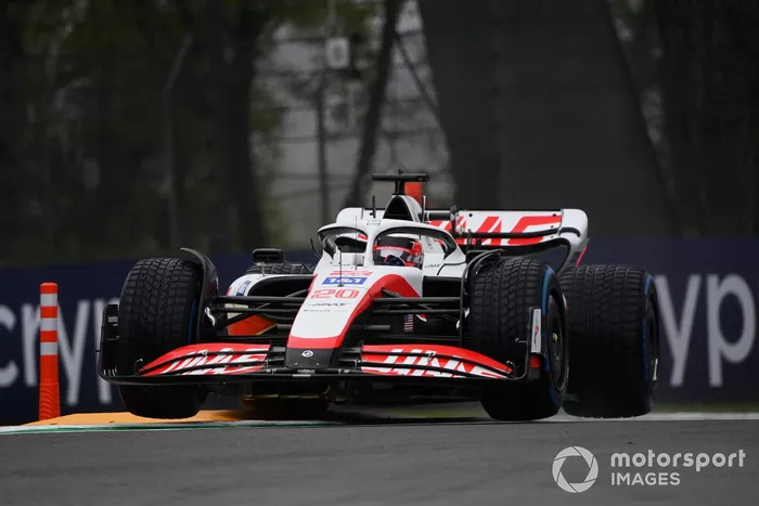 Kevin Magnussen, Haas VF-22