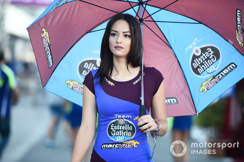 Grid girl