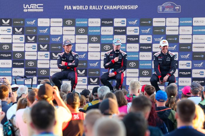 Takamoto Watch, Toyota Gazoo Racing WRT, Kalle Rovanperä, Toyota Gazoo Racing Wrt. Sébastien Ogier, Vincent Landais, Toyota Gazoo Racing Wrt Toyota Gr Yaris Rally1