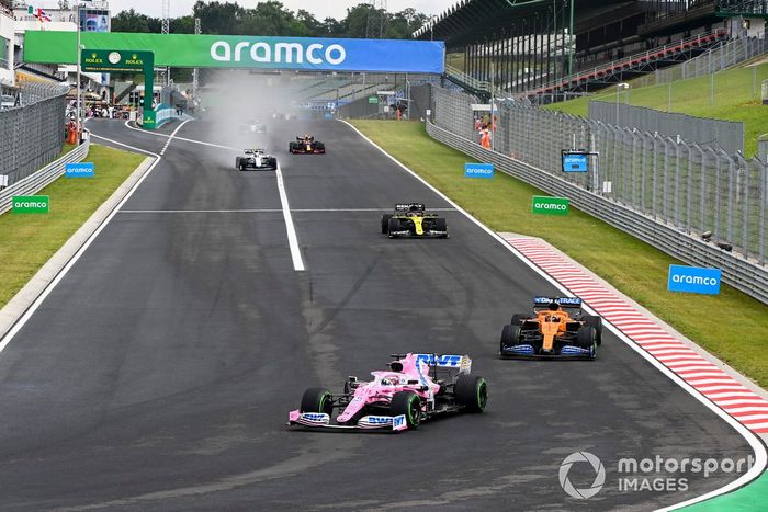 Sergio Pérez, Racing Point RP20, Carlos Sainz Jr., McLaren MCL35, Daniel Ricciardo, Renault F1 Team R.S.20