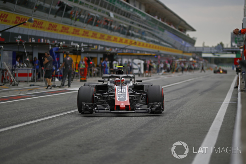 11. Kevin Magnussen, Haas F1 Team VF-18