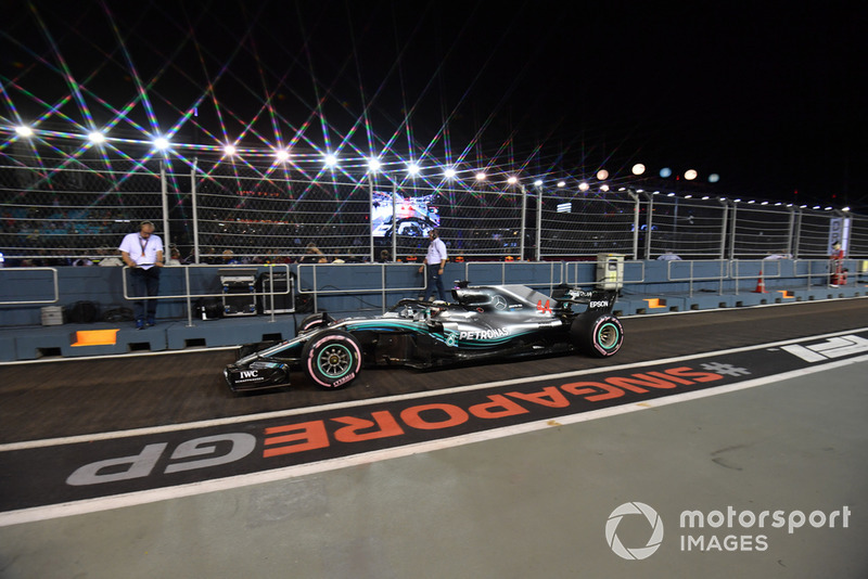 Lewis Hamilton, Mercedes AMG F1 W09 EQ Power+
