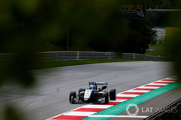 Ralf Aron, Hitech Grand Prix, Dallara F317 - Mercedes-Benz