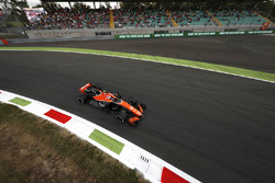 Stoffel Vandoorne, McLaren MCL32