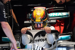 Lewis Hamilton, Mercedes-Benz F1 W08 avec le Halo