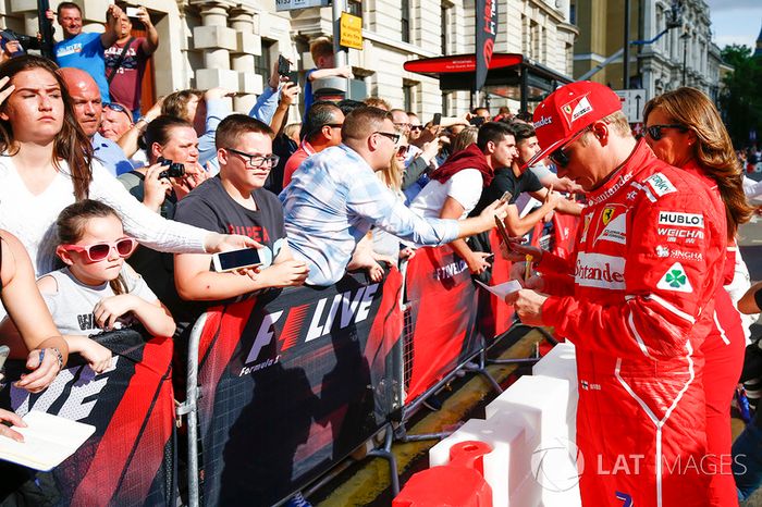 Kimi Raikkonen, Ferrari con fans