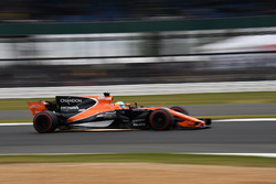 Fernando Alonso, McLaren MCL32, scintille