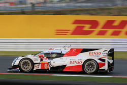 #6 Toyota Racing Toyota TS050 Hybrid: Стефан Сарразан, Майк Конвей, Камуі Кобаясі