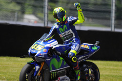 Валентино Росси, Yamaha Factory Racing