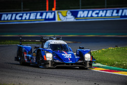 #36 Signatech Alpine A460: Gustavo Menezes, Nicolas Lapierre, Stéphane Richelmi
