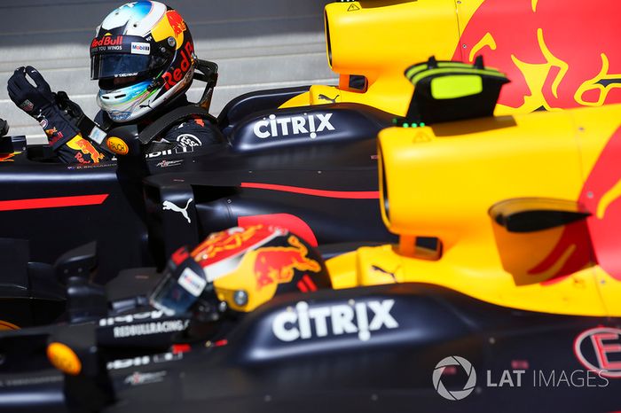 Max Verstappen, Red Bull, Daniel Ricciardo, Red Bull Racing, en Parc Ferme