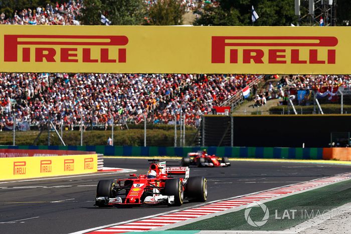  Sebastian Vettel, Ferrari SF70H, Kimi Raikkonen, Ferrari SF70H