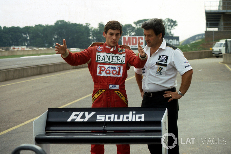 Ayrton Senna, habla de su primera vuelta en el Williams FW08C con Allan Challis manager del equipo