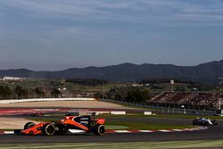 Stoffel Vandoorne, McLaren MCL32