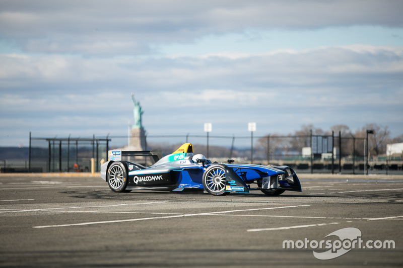 Victor Cruz en el SPARK Renault SRT_01E