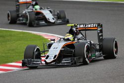 Sergio Perez, Sahara Force India F1 VJM09 devant son équipier Nico Hulkenberg, Sahara Force India F1 VJM09