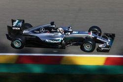 Lewis Hamilton, Mercedes AMG F1 W07 Hybrid