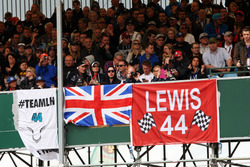 Fans von Lewis Hamilton