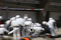 Felipe Massa, Williams FW38 parada en boxes