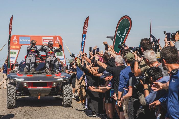 Ganador #204 Equipo Audi Sport Audi RS Q e-tron E2: Carlos Sainz Sr., Lucas Cruz