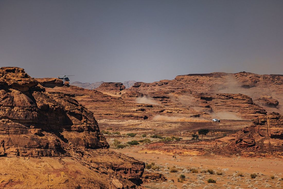 #217 X-raid Mini JCW Team Mini John Cooper Works Rally Plus: Krzysztof Hołowczyc, Łukasz Kurzeja