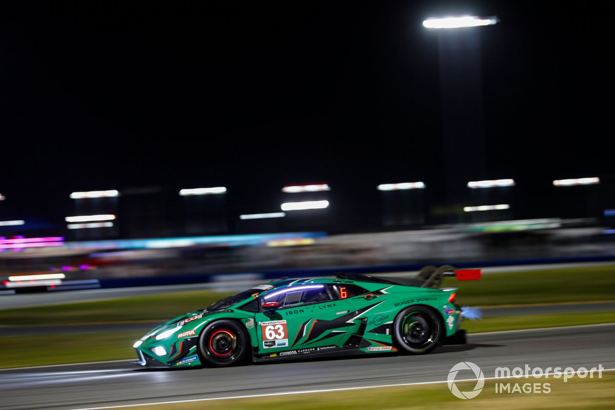 #63 Iron Lynx Lamborghini Huracan GT3 EVO2: Jordan Pepper, Romain Grosjean, Mirko Bortolotti, Andrea Caldarelli