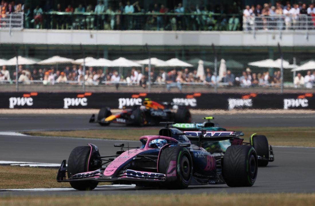 Fernando Alonso, Aston Martin Racing, Pierre Gasly, Alpine