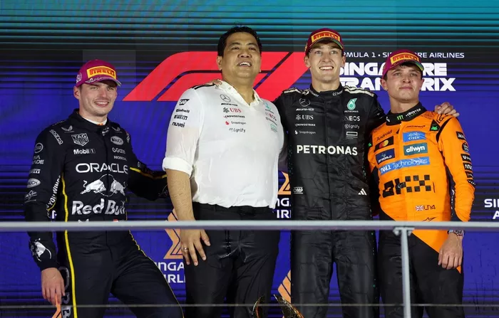 Lando Norris, McLaren, Max Verstappen, Red Bull Racing, George Russell, Mercedes