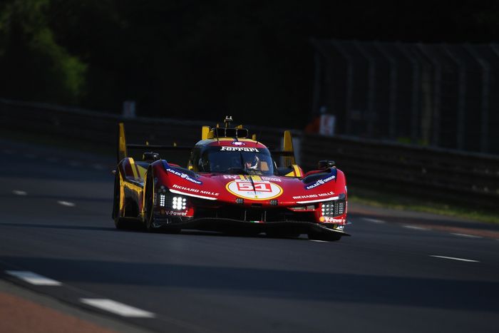 #51 AF Corse Ferrari 499P: Alessandro Pier Guidi, James Calado, Antonio Giovinazzi