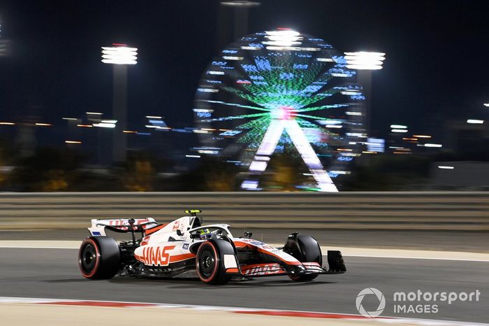 Mick Schumacher, Haas VF-22