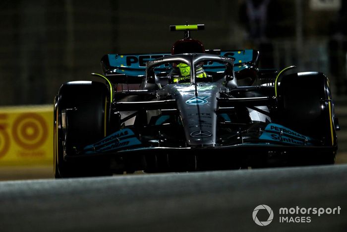 Lewis Hamilton, Mercedes W13