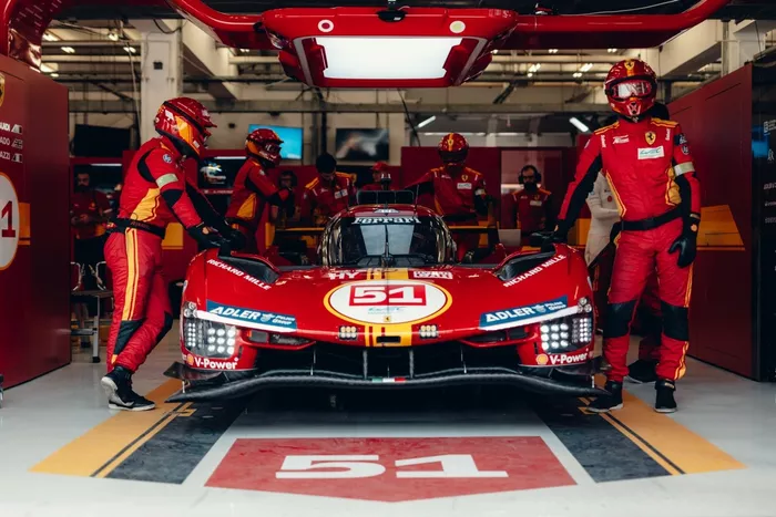 #51 AF Corse Ferrari 499P: Alessandro Pier Guidi, James Calado, Antonio Giovinazzi