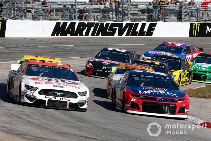 William Byron, Hendrick Motorsports, Chevrolet Camaro Liberty University, Michael McDowell, Front Row Motorsports, Ford Mustang A&W All American Foods