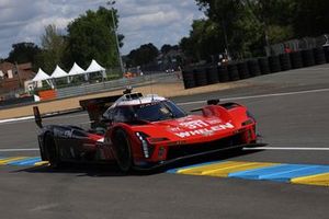 #311 Whelen Cadillac Racing Cadillac V-Series.R de Pipo Derani, Jack Aitken, Felipe Drugovich