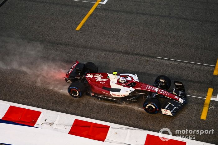 Zhou Guanyu, Alfa Romeo C42