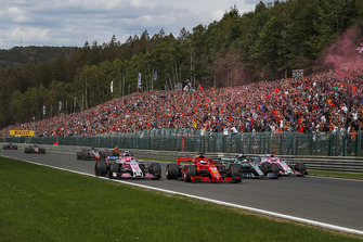 Esteban Ocon, Racing Point Force India VJM11, Sebastian Vettel, Ferrari SF71H, Lewis Hamilton, Mercedes AMG F1 W09 ve Sergio Perez, Racing Point Force India VJM11 birinci turda