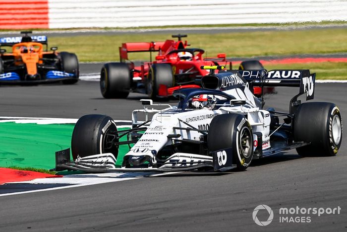 Pierre Gasly, AlphaTauri AT01, Sebastian Vettel, Ferrari SF1000, Carlos Sainz Jr., McLaren MCL35