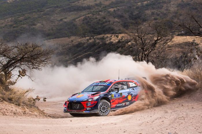 Thierry Neuville, Nicolas Gilsoul, Hyundai Motorsport Hyundai i20 Coupe WRC