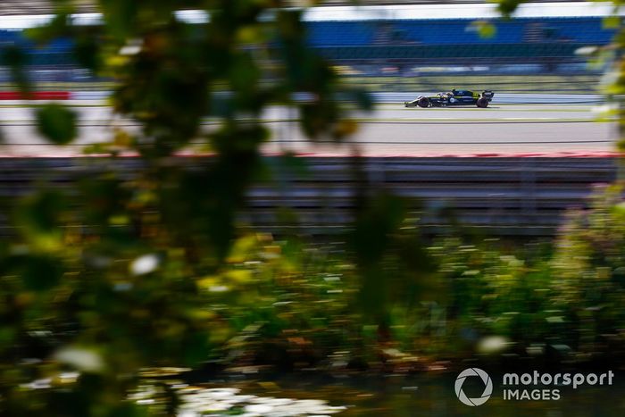 Esteban Ocon, Renault F1 Team R.S.20