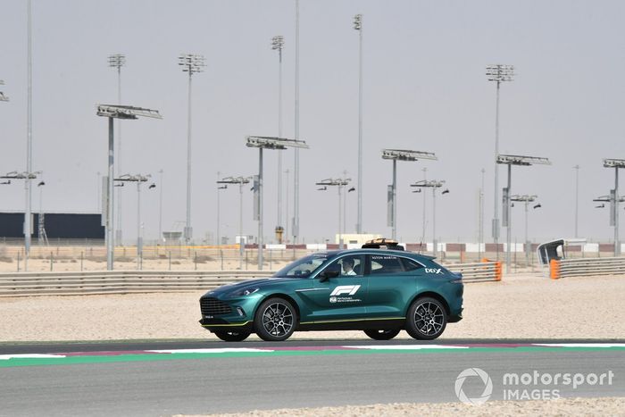 El Safety Car Aston Martin