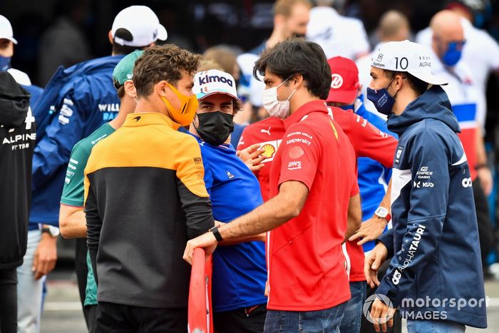 Lando Norris, McLaren, Fernando Alonso, Alpine F1, Carlos Sainz Jr., Ferrari, Pierre Gasly, AlphaTauri