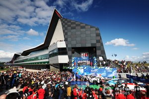 LMP1 Podio #8 Toyota Gazoo Racing Toyota TS050: Sébastien Buemi, Kazuki Nakajima, Brendon Hartley, #7 Toyota Gazoo Racing Toyota TS050: Mike Conway, Jose Maria Lopez, Kamui Kobayashi, #3 Rebellion Racing Rebellion R-13 - Gibson: Nathanael Berthon, Pipo Derani, Loic Duval