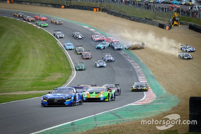 Salida de las Blancpain Sprint Series en Brands Hatch